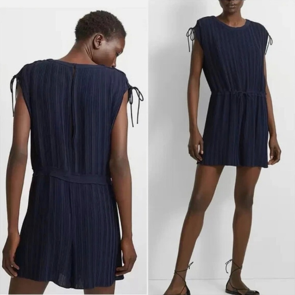 CLUB MONACO Viga Accordion Pleat Navy Blue Romper Tie Waist & Shoulders, Size 6